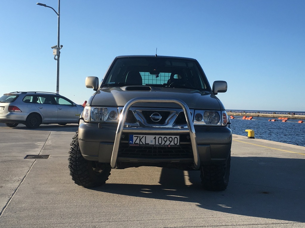 Nissan Terrano II 3.0 TDI 7-osobowy 2003 r.