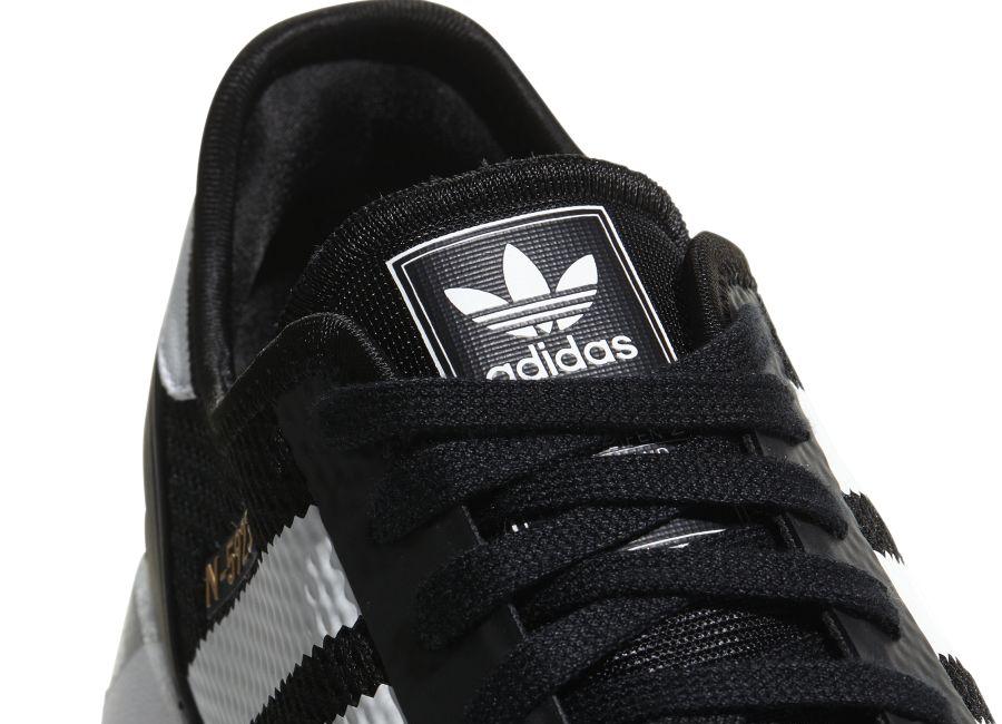 cq2337 adidas