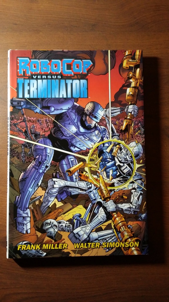 ROBOCOP VERSUS TERMINATOR - Frank Miller - HC