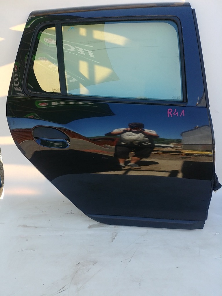 DRZWI PRAWE TYŁ DACIA LOGAN MCV 12-18r NR.R41