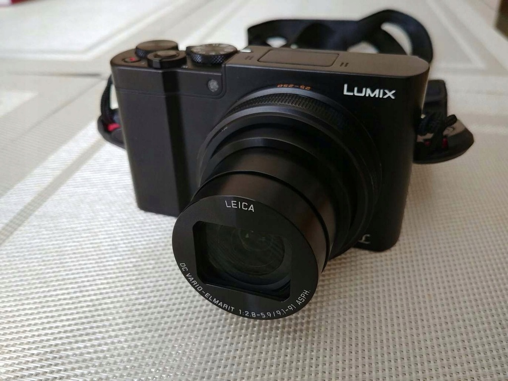 PANASONIC LUMIX TZ100 - FV23%