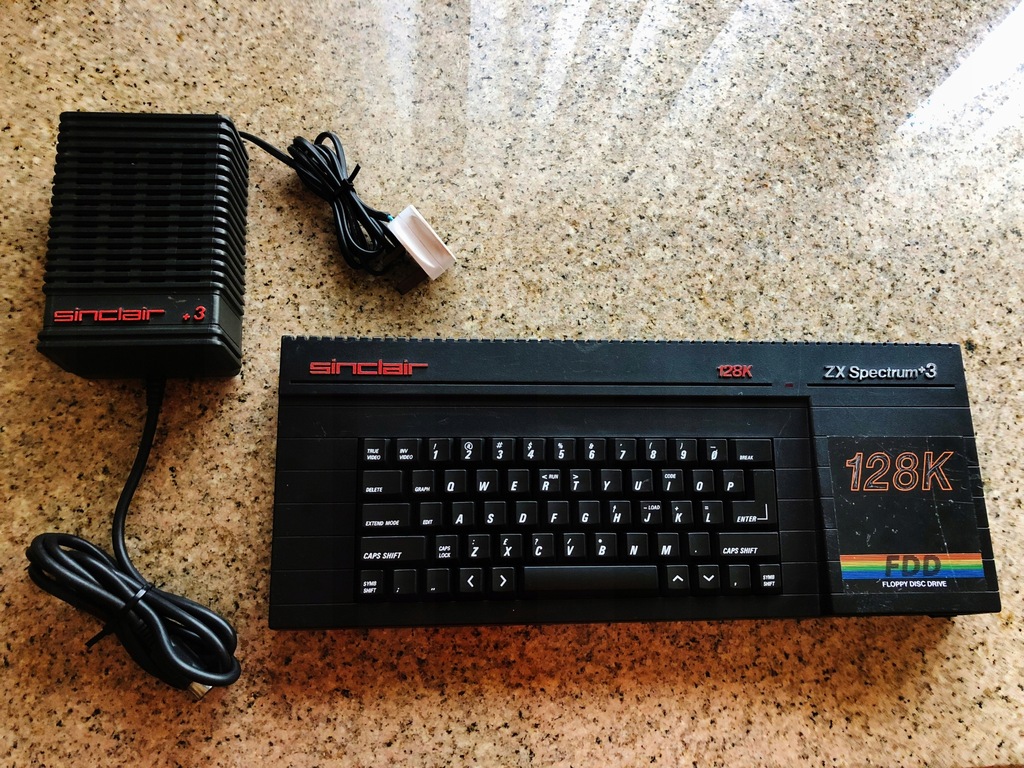 ZX SPECTRUM +3 128K sinclair na dyskietki 3"
