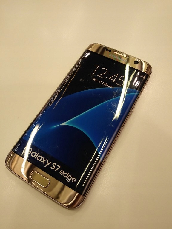 Atrapa Samsung Galaxy S7 Edge