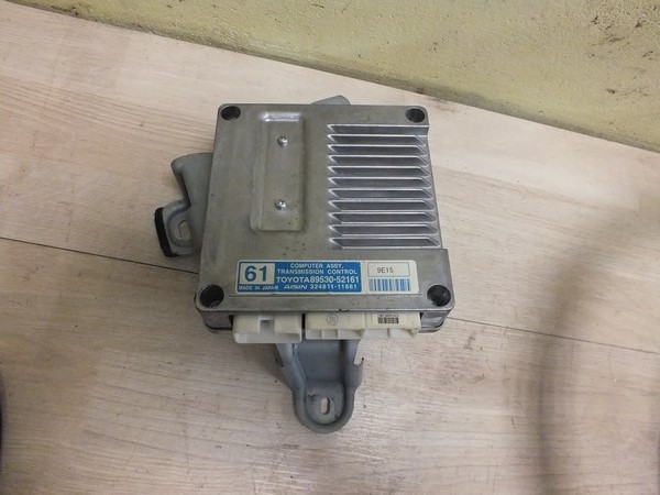 YARIS II KOMPUTER SKRZYNI 324811-11661 89530-52161