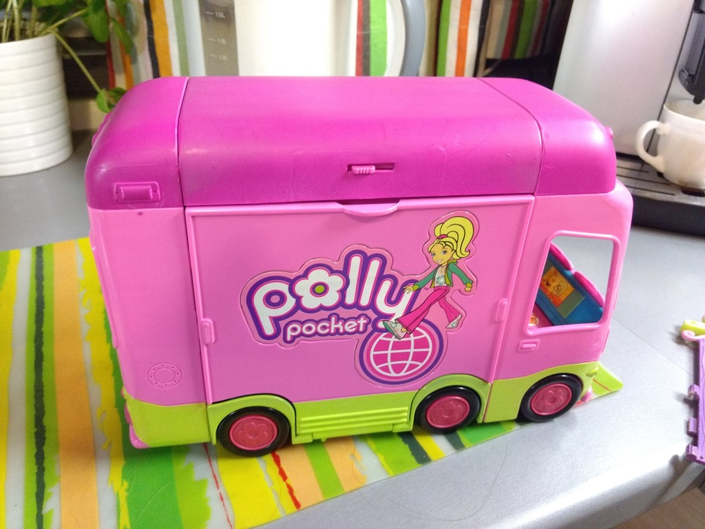 polly pocket van