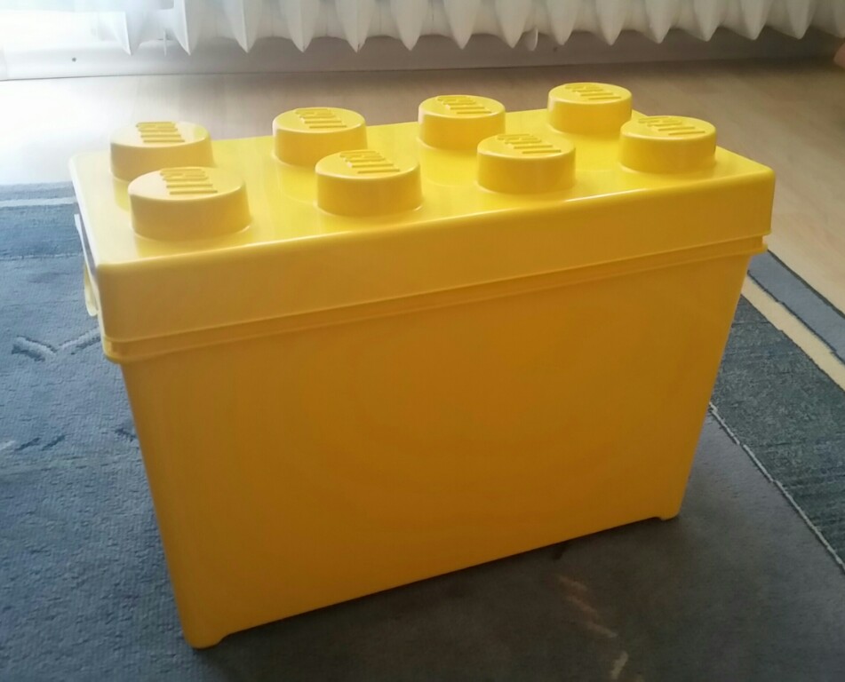 duży pojemnik na klocki lego