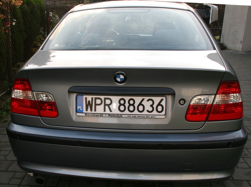 BMW E46 316i sedan 1.8 benz. 2004r 172600km prywat