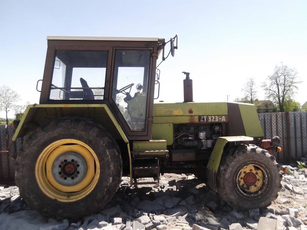 Ciągnik Rolniczy Fortschritt ZT 323-A
