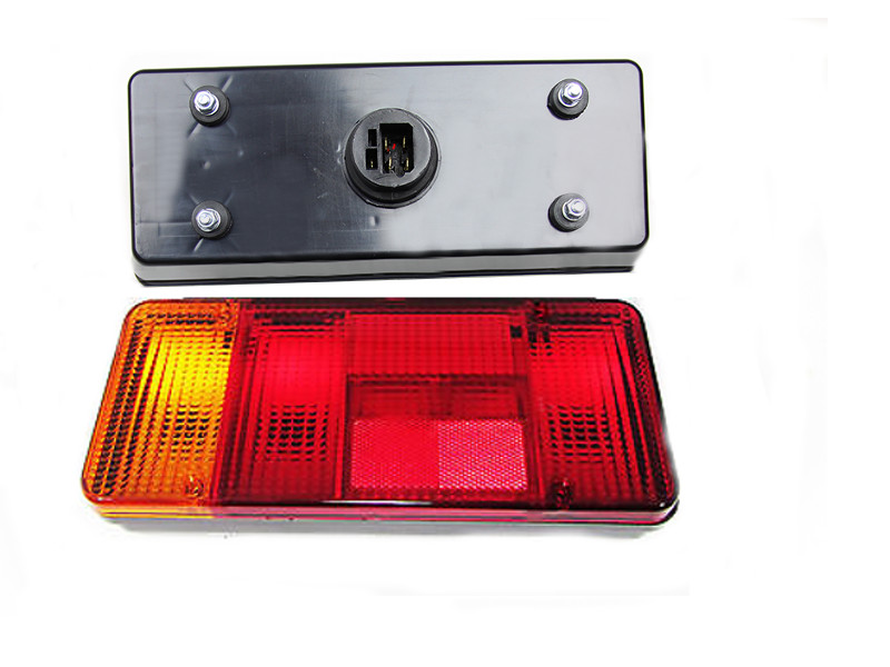 LAMPA TYLNA FIAT DUCATO SKRZYNIA NOWA LEWA