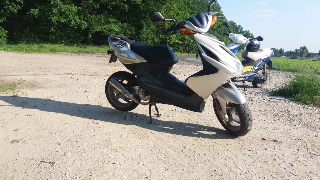 Skuter Yamaha Aerox/ MBK Nitro 50