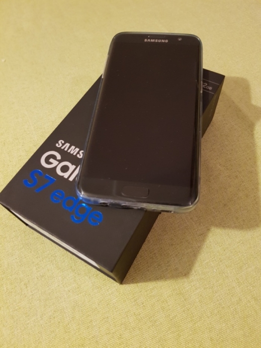 Samsung Galaxy S7 Edge SM-G935F + etui