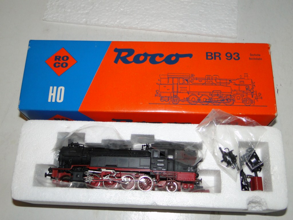 LOKOMOTYWA PAROWÓZ BR 93 374 ROCO -H0