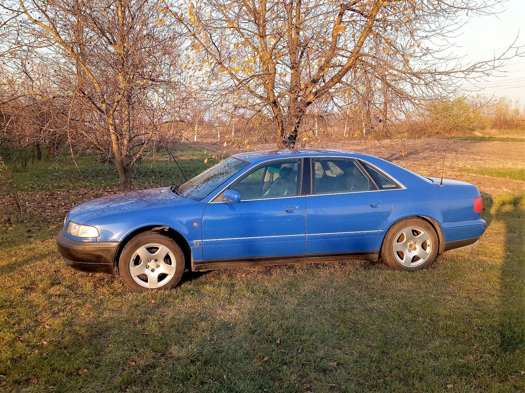 Audi A8 D2 V6 2,8 l. QUATTRO LPG ładna