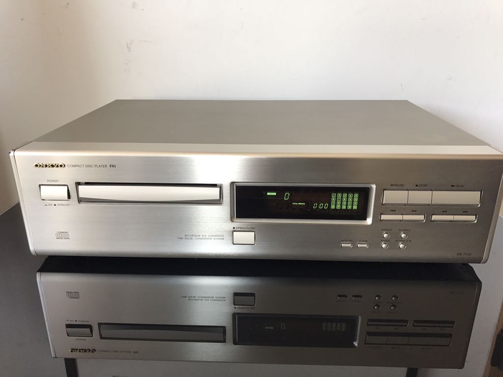 ONKYO DX-7110 - solidny i dobrze grający
