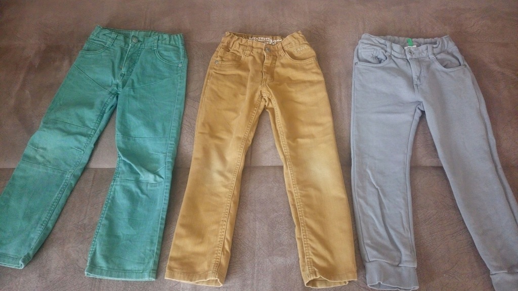 Spodnie 3 szt dla chłopca 116 122cm dresowe jeansy