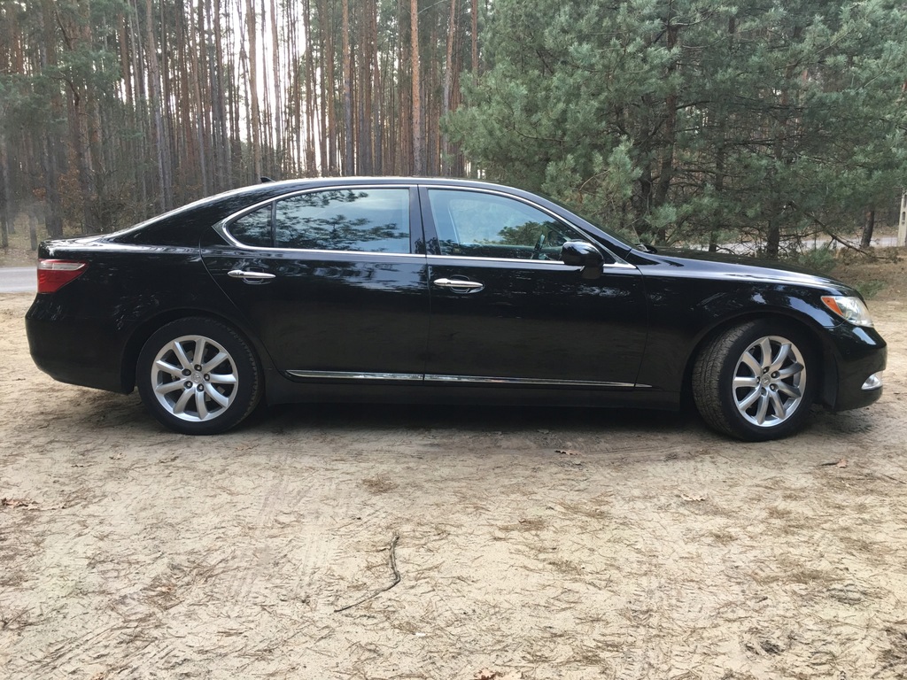 Lexus ls long