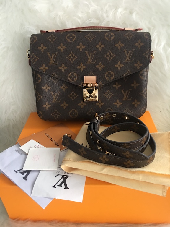 Torebka Louis Vuitton Pochette Metis model M44875 - 9759450597 - oficjalne  archiwum Allegro