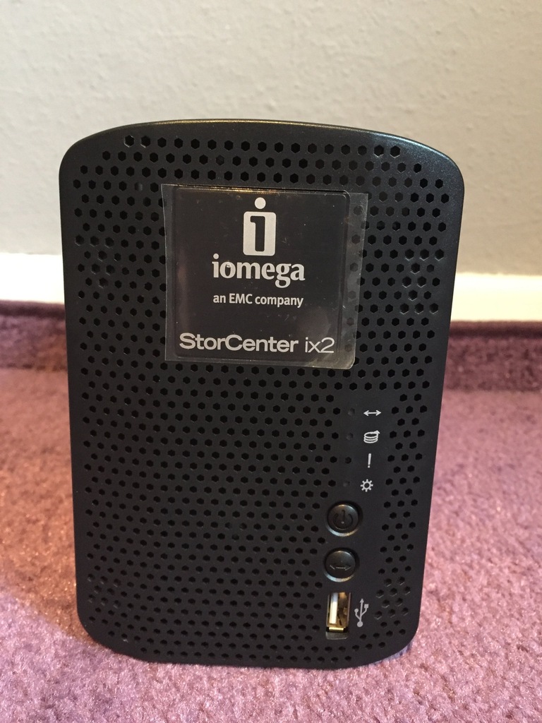 NAS iomega StorCenter ix2 Cloud Edition