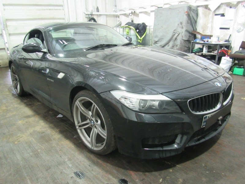 BMW Z4  2.0  2012rok  Anglik, części w cenie auta
