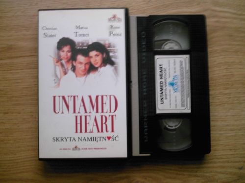 Skryta Namiętność - Untamed Heart (1993)