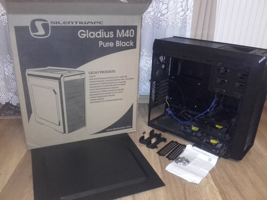 Obudowa SilentiumPC GLADIUS M40 PURE BLACK USB 3.0