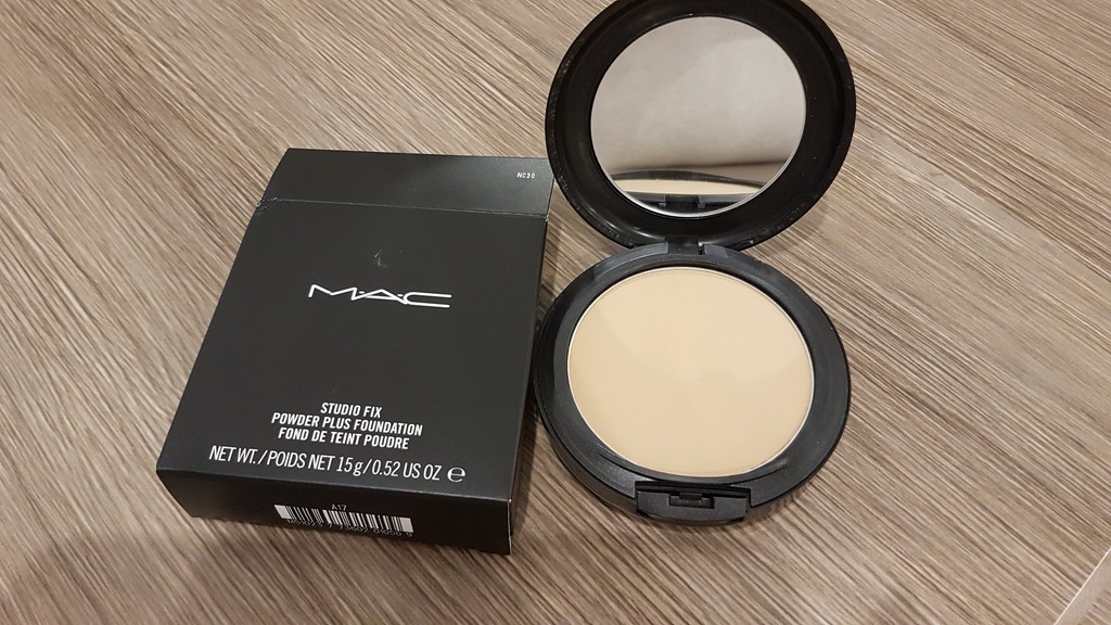 Mac Studio Fix Powder Foundation NC 30