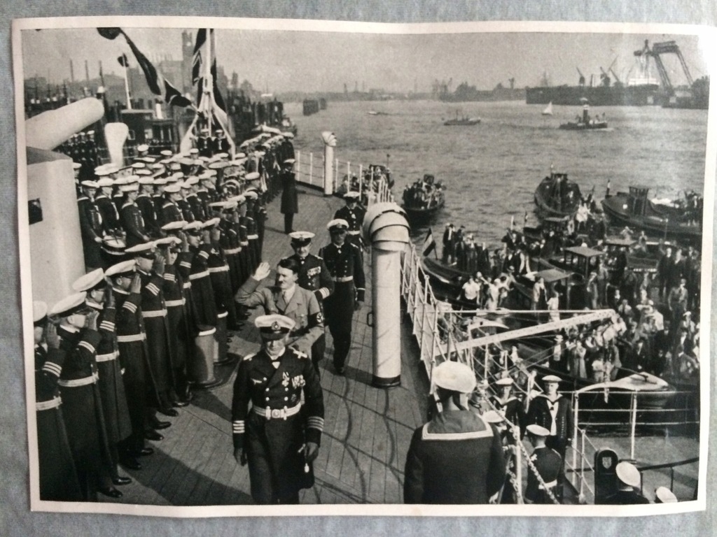 Adolf Hitler na Pancerniku Schleswig Holstein