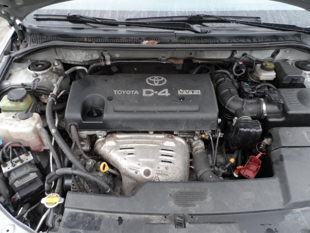 SILNIK TOYOTA AVENSIS T25 2.4 BENZYNA 2AZ-FSE 03-0