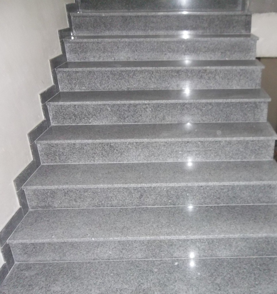 Stopnice granitowe, schody, parapety, granit