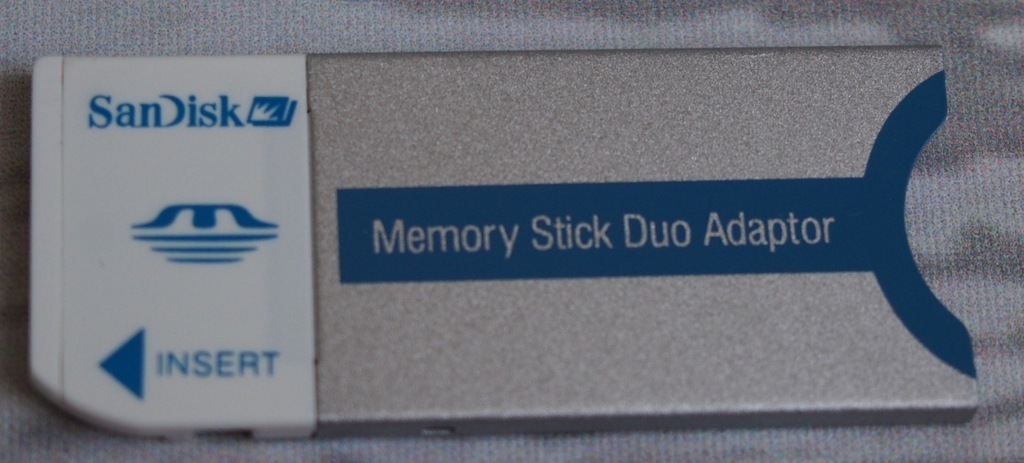 SanDisk Memory Stick Duo Adaptor M2 + etui