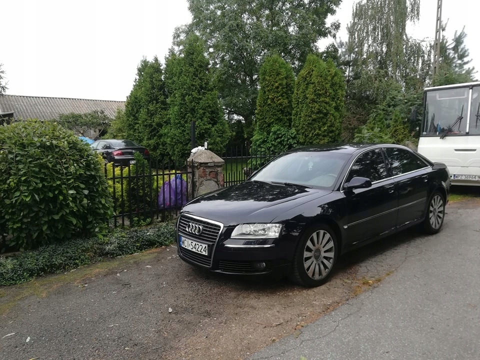 Sprzedam Audi A8 D3