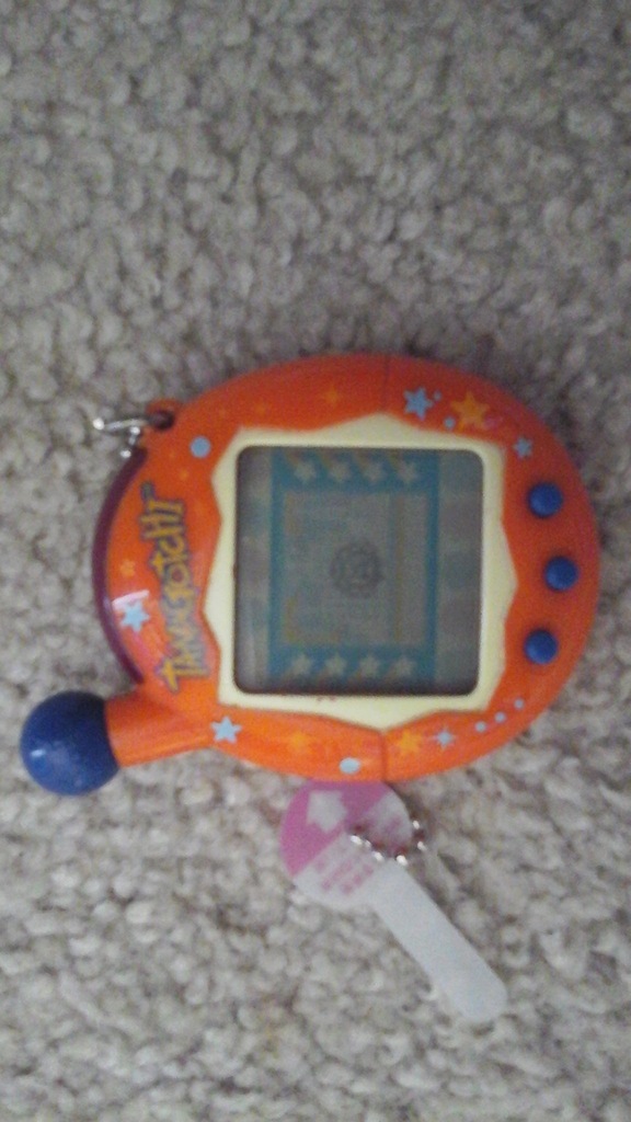 Tamagotchi  v4 BANDAI