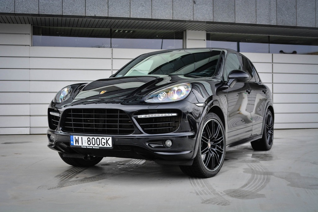 PORSCHE CAYENNE Diesel SPORTDESIGN MULTIMEDIA