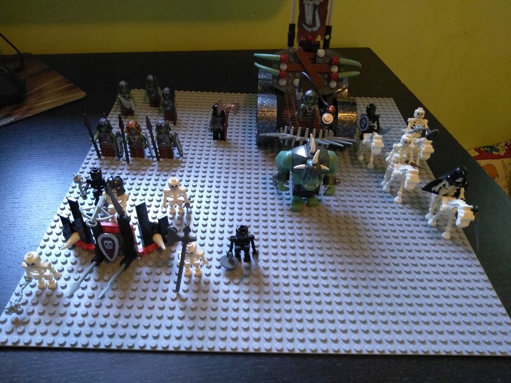 Lego Castle armia potworów