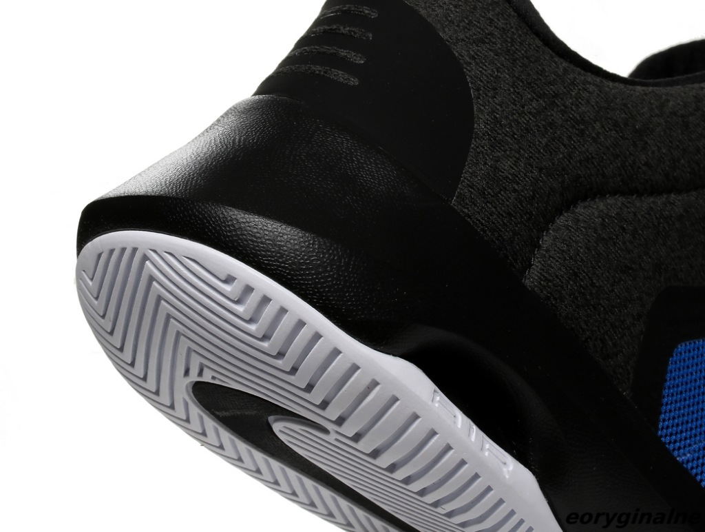 nike air max versitile 2