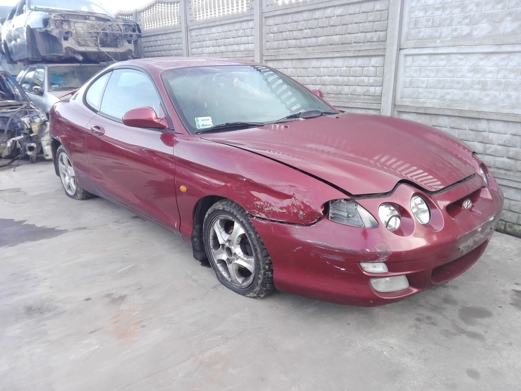 Hyundai coupe rd2