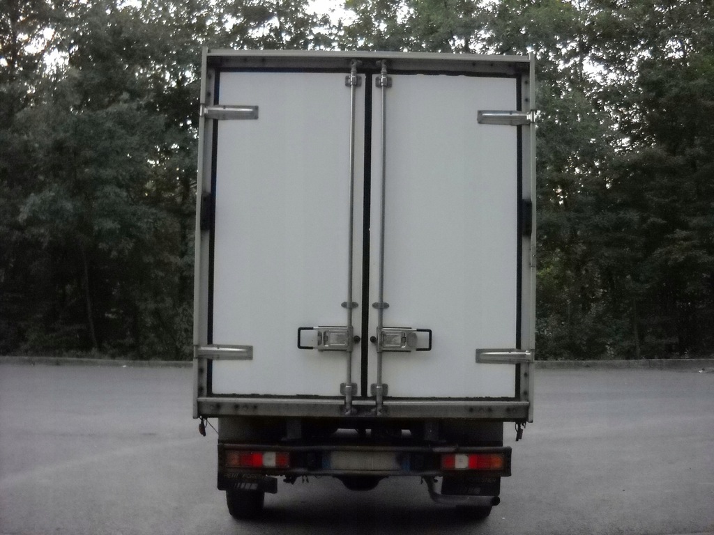 DAEWOO - LUBLIN. 12V / 380V. IZOTERMA - CHŁODNIA.