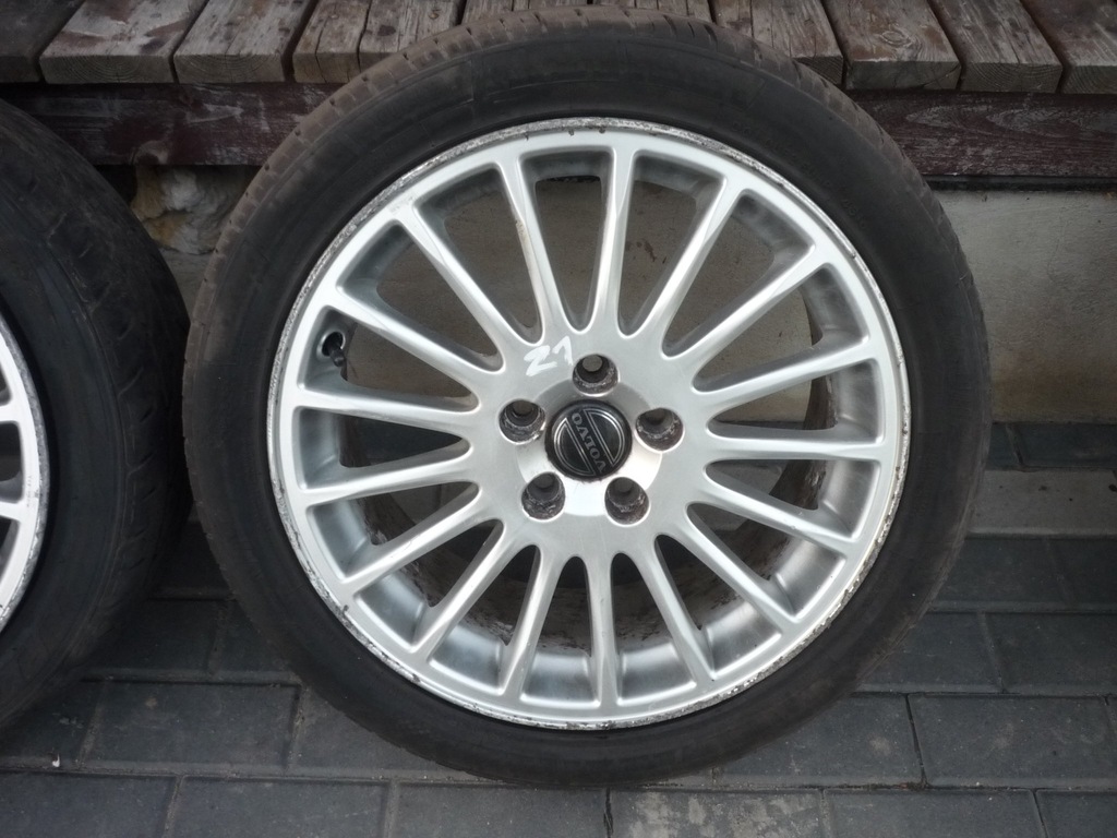 VOLVO V70 II S60 I  S80 FELGA ALUMINIOWA 17 CALI