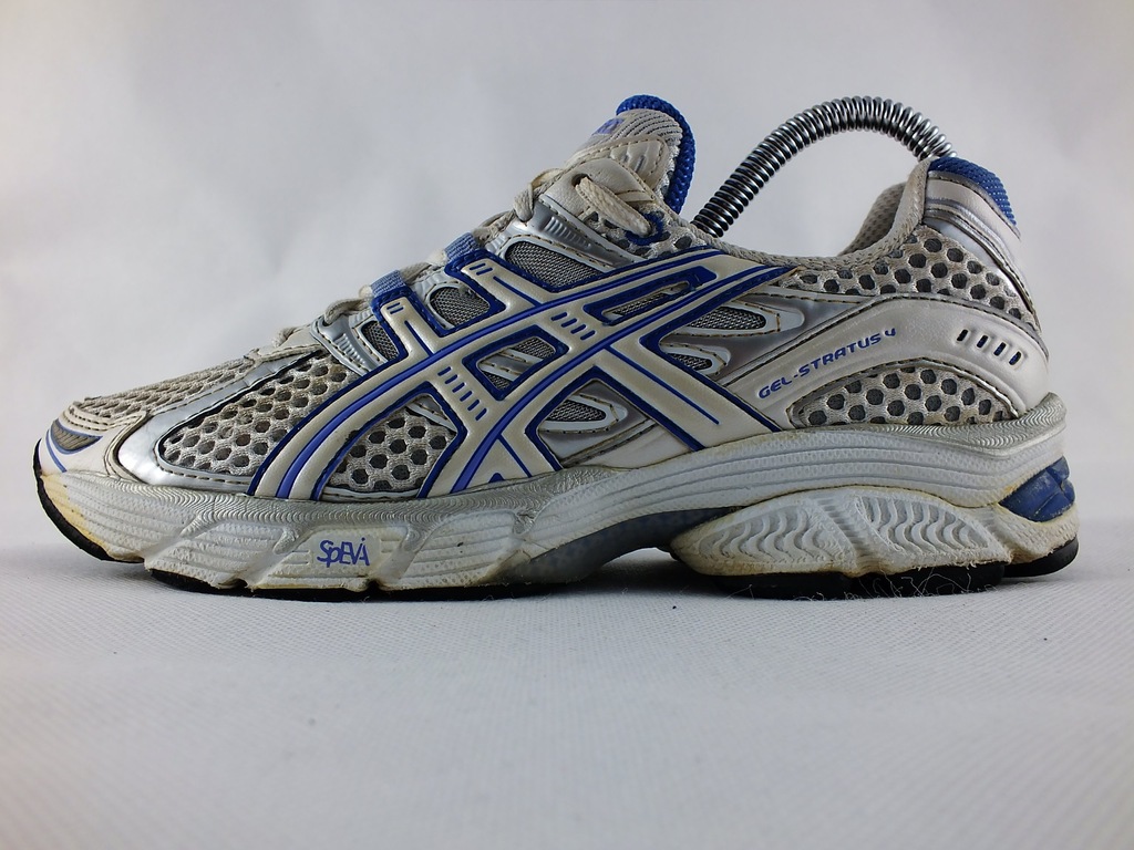 Asics gel 2024 stratus 4