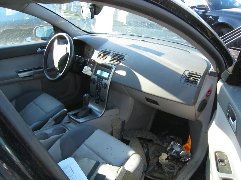 VOLVO S40 V50 PRZEKŁADKA Z ANGLIKA