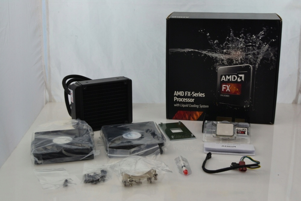 Procesor FX 9370 + Cooler Master AIO Full BOX