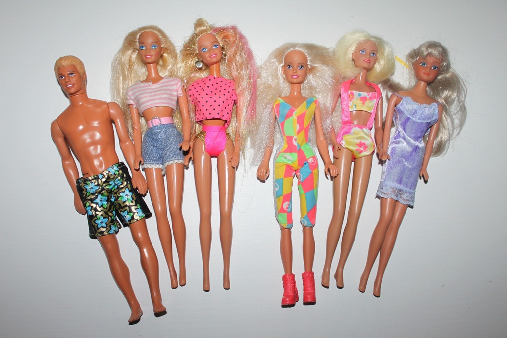 Старые куклы барби. Барби 90. Старые куклы Барби 90. Куклы типа Барби из 90-х.