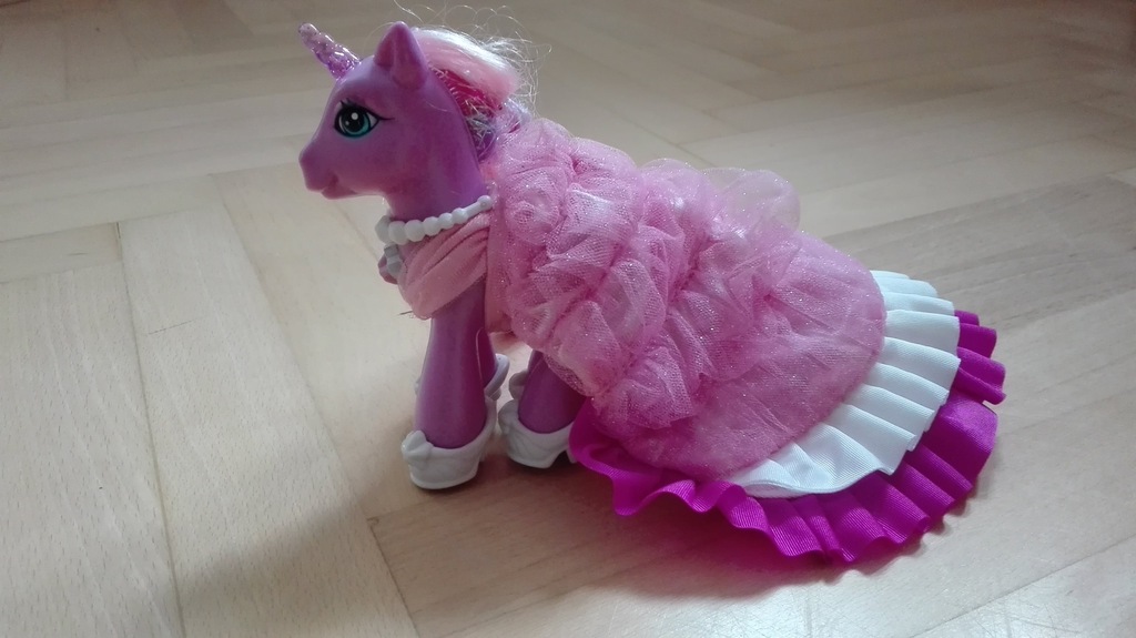 MY LITTLE PONY księżniczka, świecąca sukienka róg