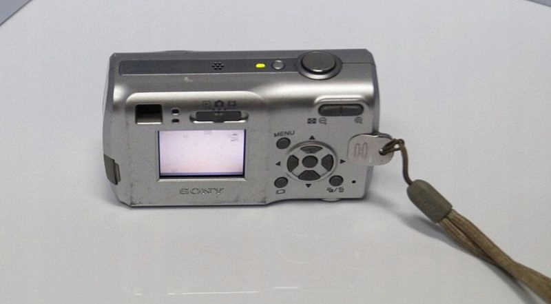APARAT SONY CYBER SHOT DSC S40