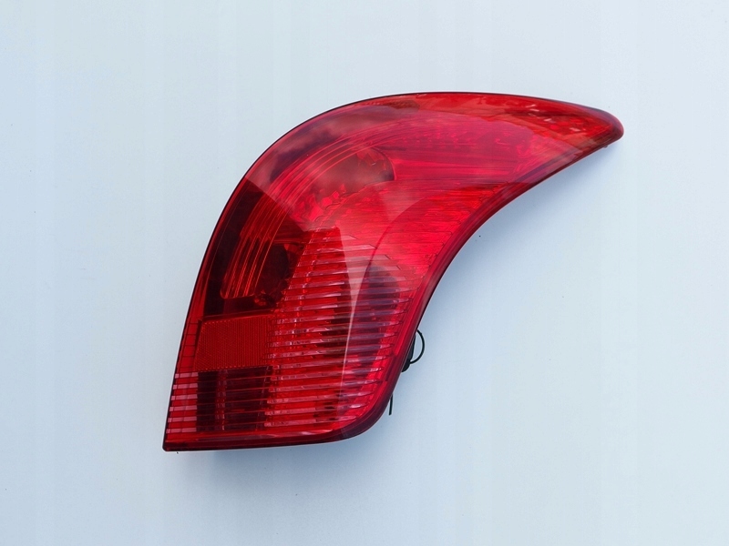LAMPA TYŁ TYLNA PRAWA PEUGEOT 308 SW KOMBI 08-13r