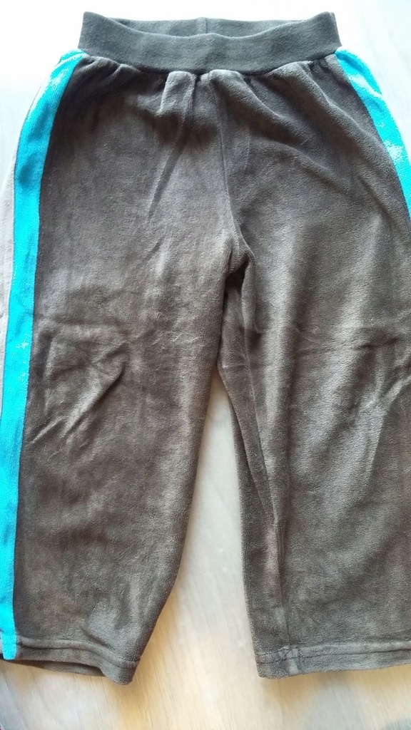 Spodnie dresowe welurowe r. 98, na 2-3 lata