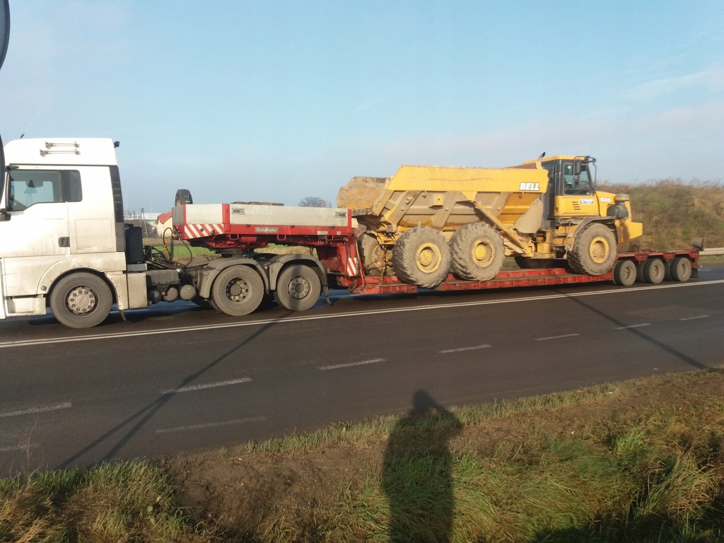 TRANSPORT BIZON NEW HOLLAND JOHN DEERE CASE JCB