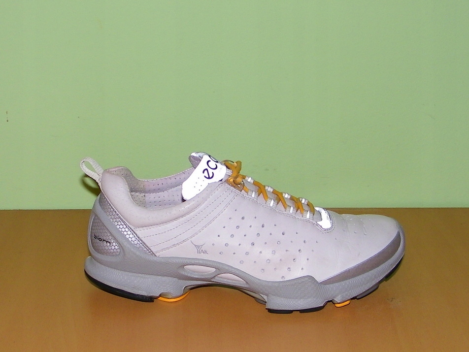 ecco biom natural motion