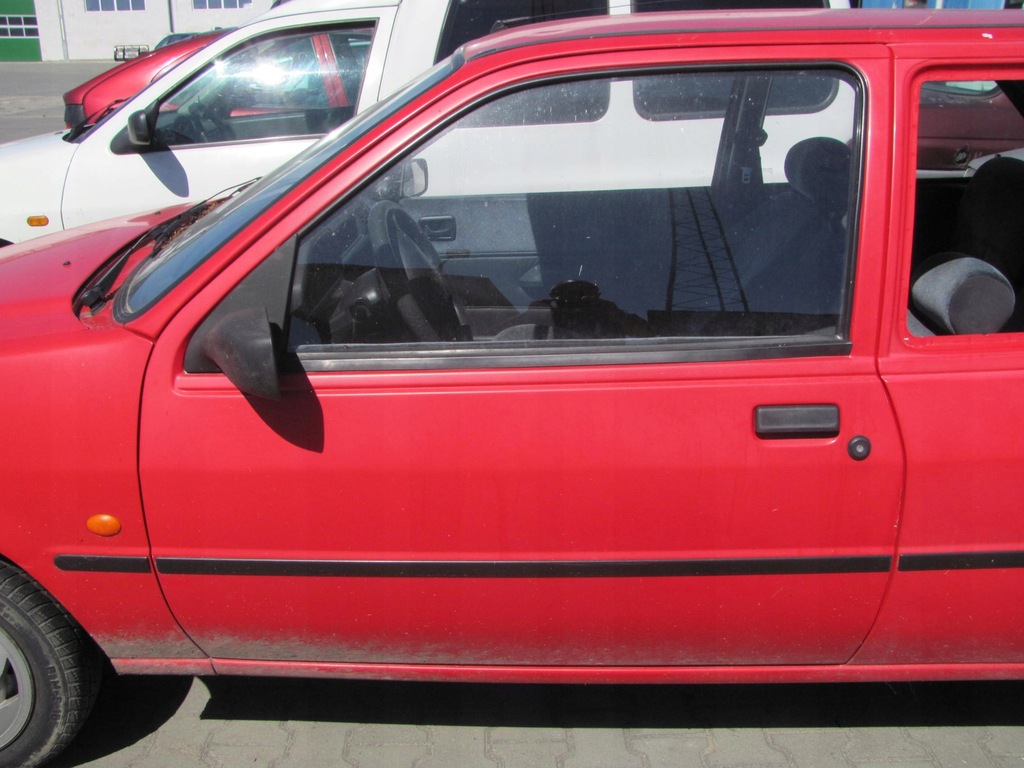 DRZWI PRZÓD LEWE FORD FIESTA MK3 95r.