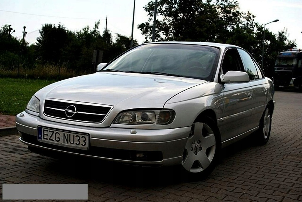 Opel omega bose